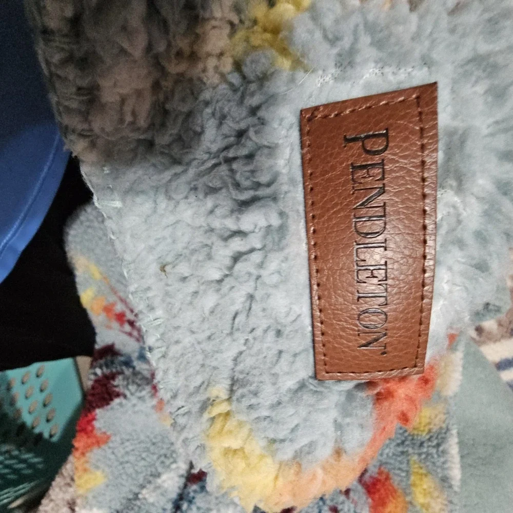 Pendleton Sherpa QUEEN Fleece Blanket Aztec Legend Lake Aqua Blue Sky Southwest
